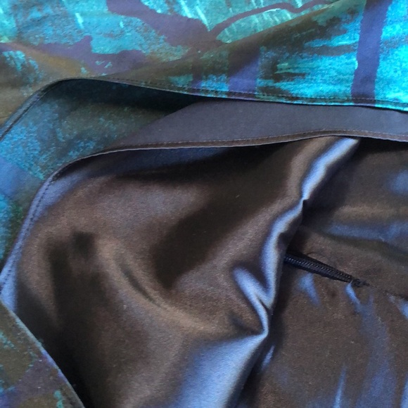 T Tahari Med - Picture 5 of 6